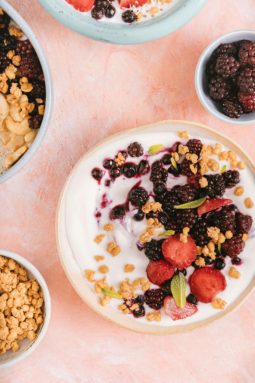 Yaourt végétal ou yaourt laitier : lequel est vraiment meilleur pour la santé et la planète ?