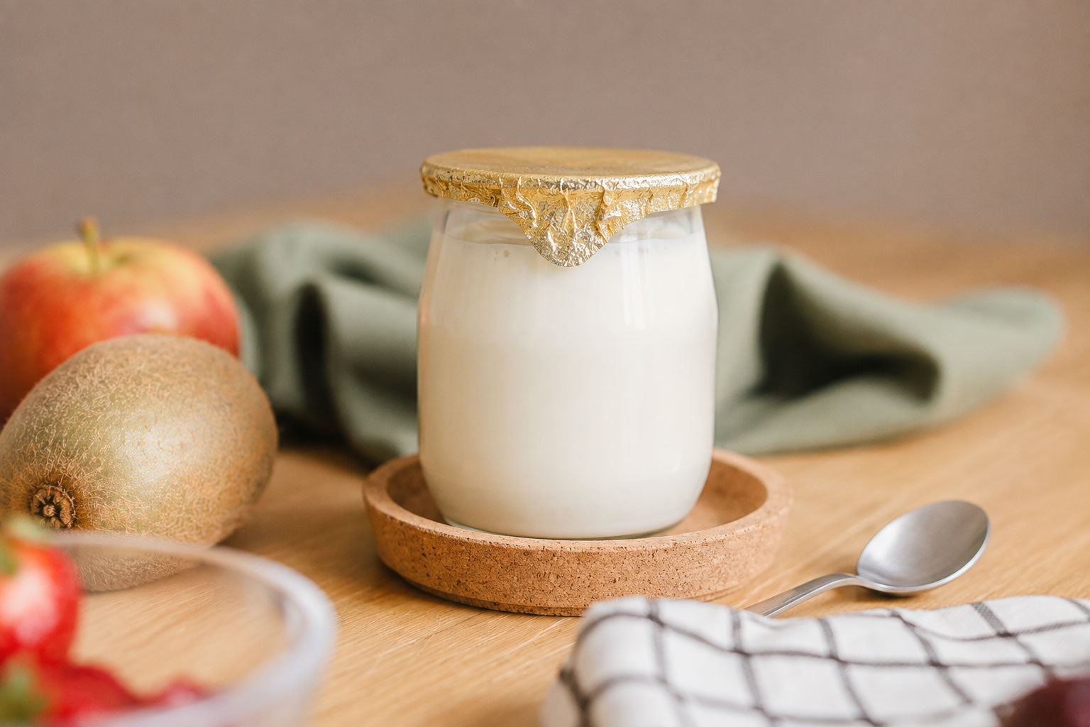 Yaourts végétaux sans lactose : lesquels contiennent de vrais probiotiques ?